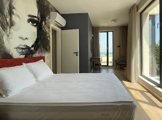 Buena Vista 瓦爾納